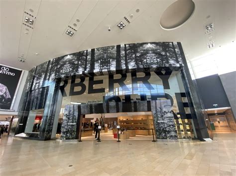 the bay yorkdale burberry|Burberry outlet toronto.